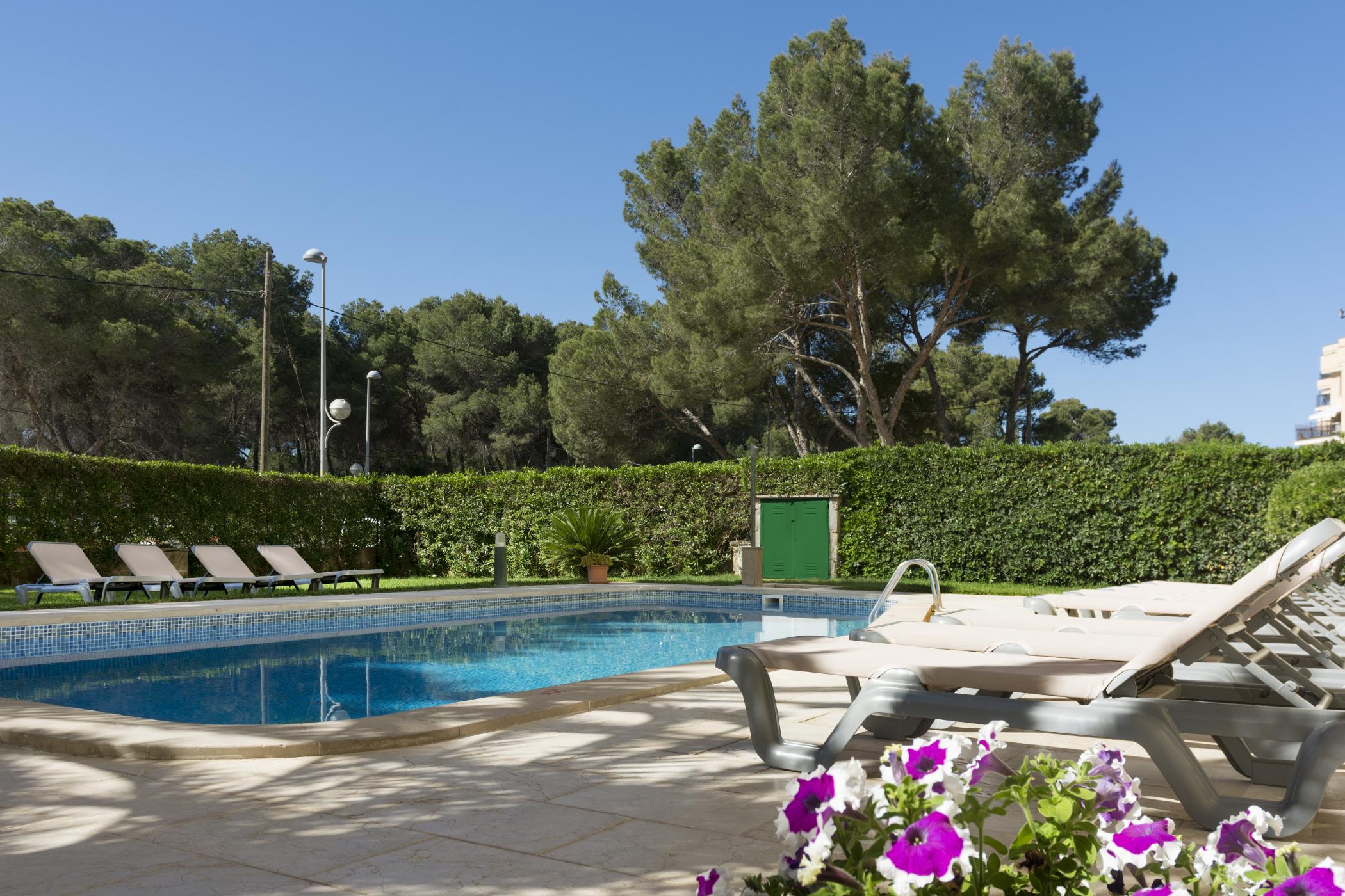 Tres Torres Apartment *